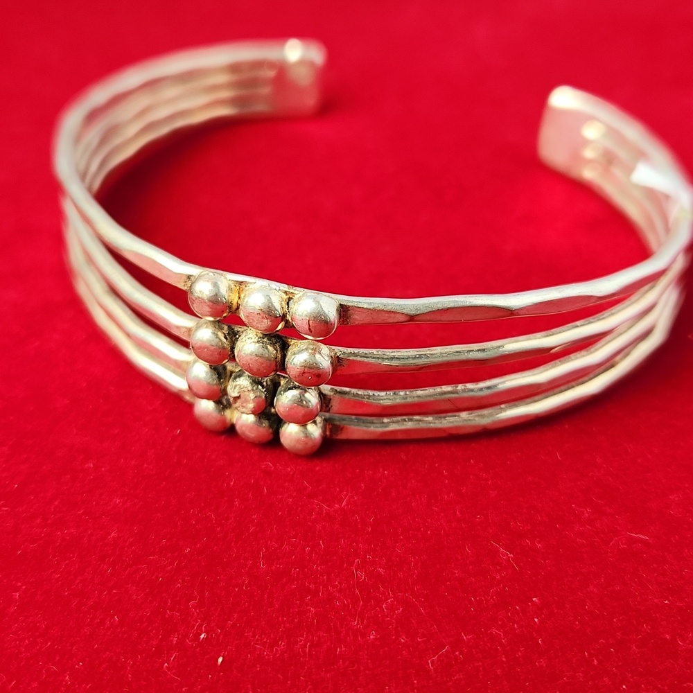 Silver Hamered Bracelet‎ Cuff